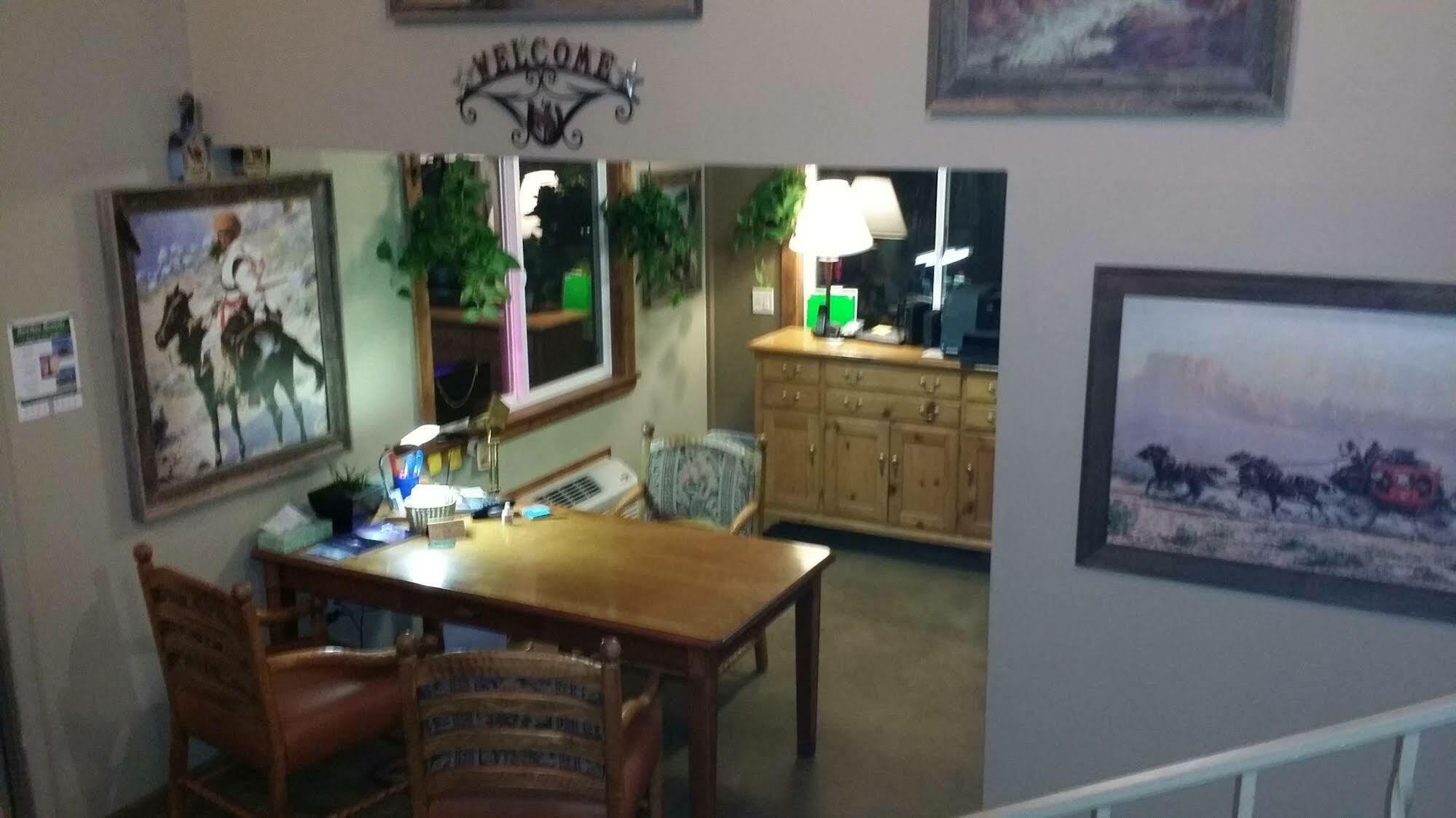Rawlins Western Lodge エクステリア 写真